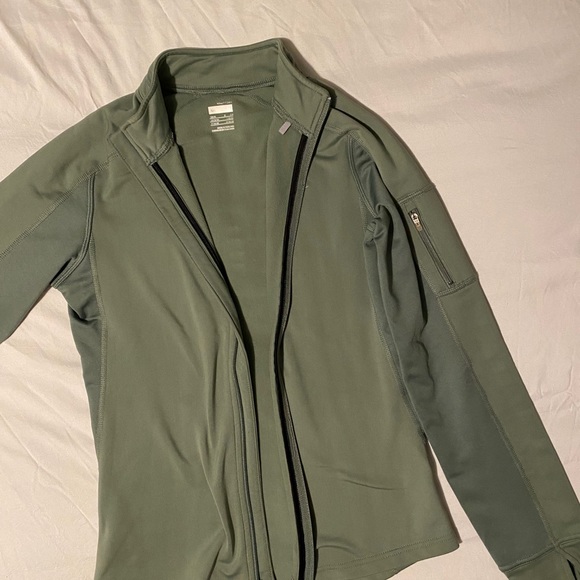 Women’s Nike zip up - Picture 2 of 3
